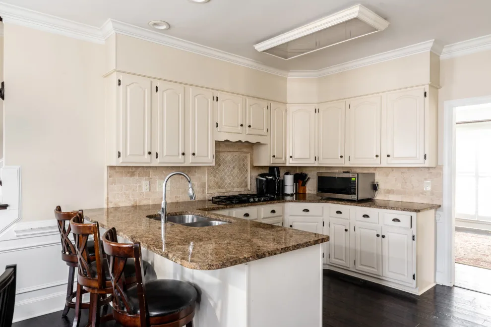 Scott Gate Court by Detailed Interiors Inc. - Photo 8
