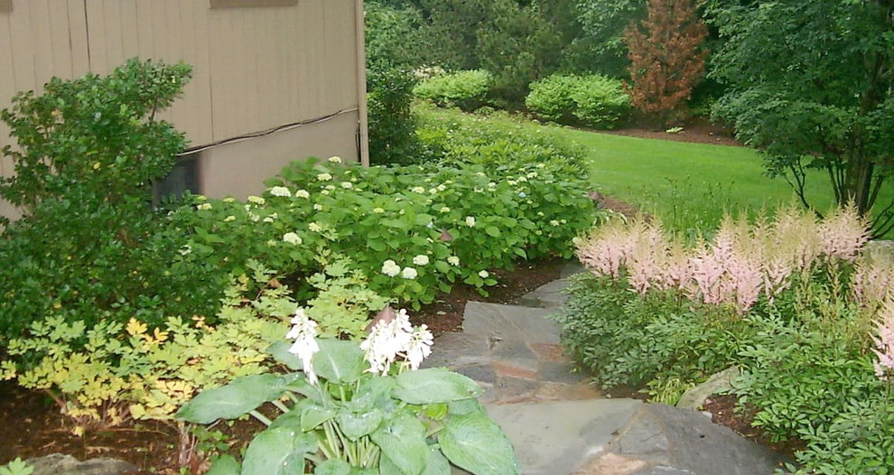 Norwalk Contemporary by Rock Spring Design Group LLC (David Verespy, ASLA) - Photo 3
