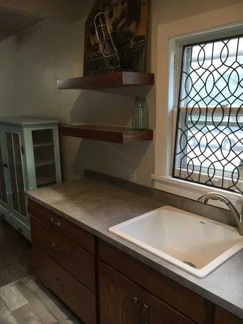 Compact yet Comprehensive by Lincoln Cabinet - Photo 9