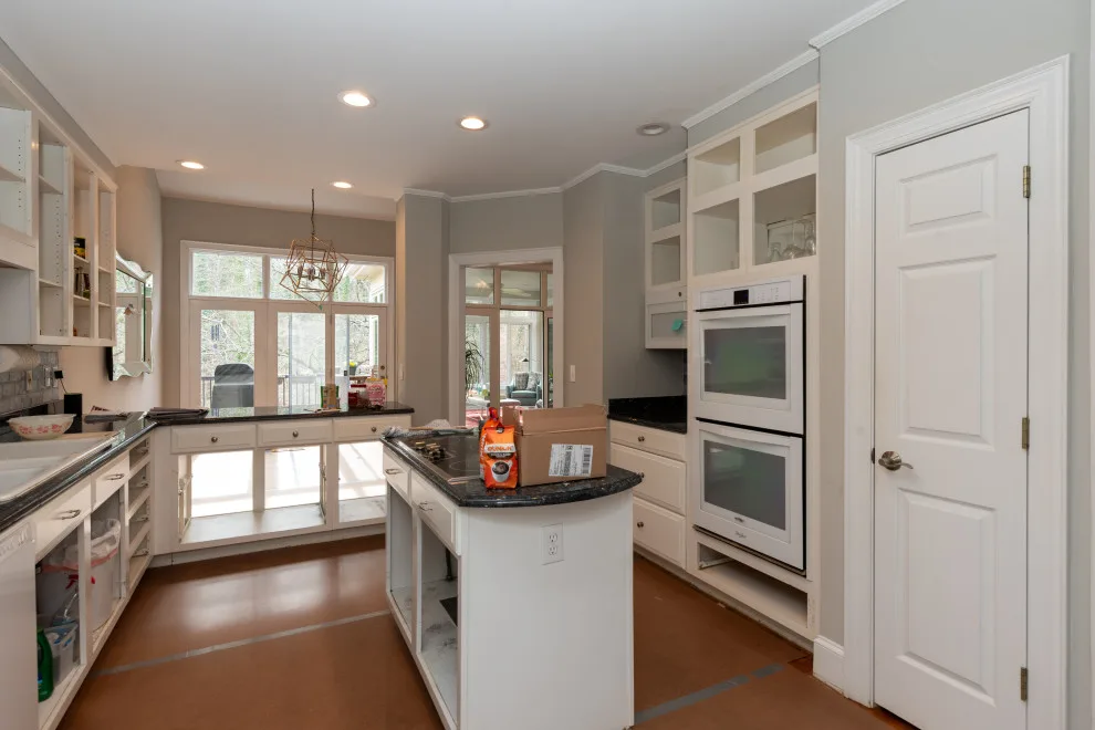 SouthPark Townhouse Kitchen by Detailed Interiors Inc. - Photo 6