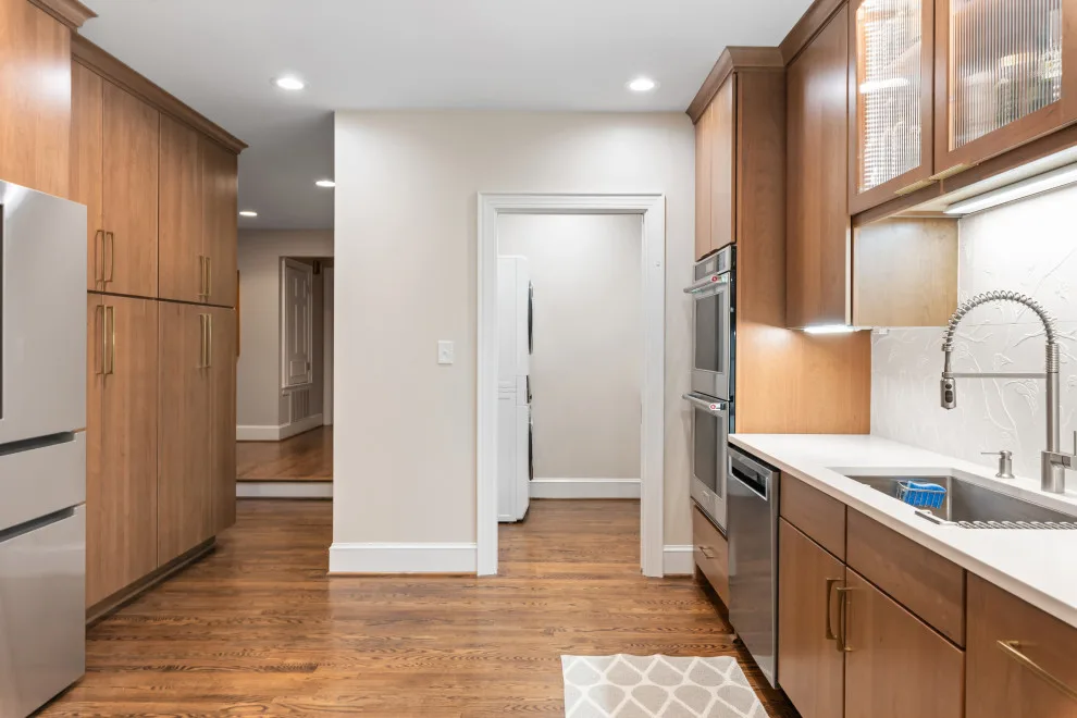 SouthPark Townhouse Kitchen by Detailed Interiors Inc. - Photo 15
