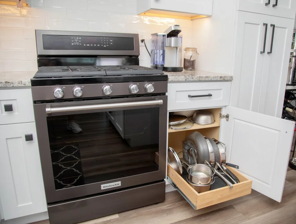 Strongsville Condo Culinary Space by Krueger Home Improvement Inc - Photo 10