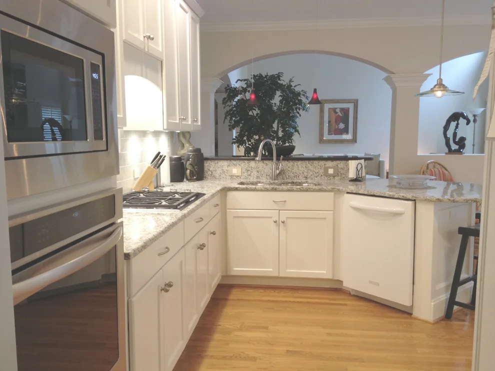 Timberoak Kitchen Revamp by Brickwood Builders, Inc. - Photo 8