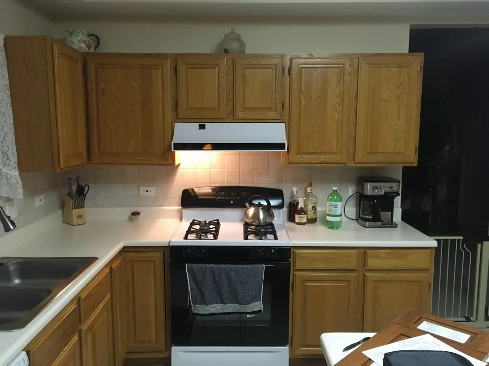 Nutmeg-Stained Traditional Kitchen Renovation by Kitchen Solvers Of Grayslake - Photo 5