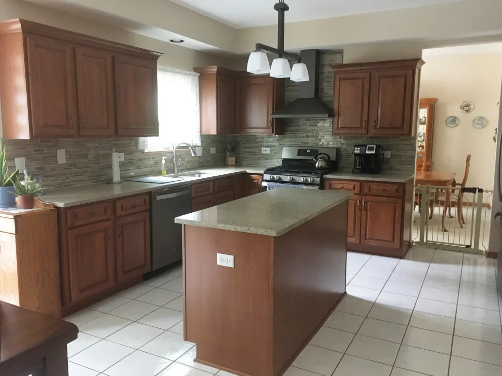 Nutmeg-Stained Traditional Kitchen Renovation by Kitchen Solvers Of Grayslake - Photo 9