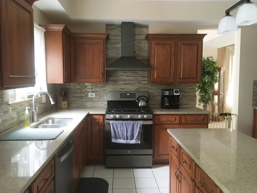 Nutmeg-Stained Traditional Kitchen Renovation by Kitchen Solvers Of Grayslake - Photo 8