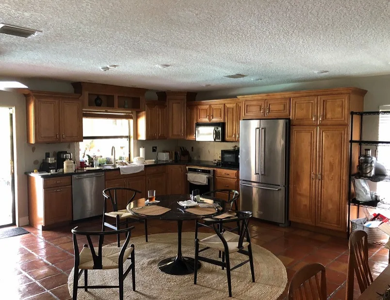 Classic Kitchen by Paradise Remodeling & Design LLC - Photo 3