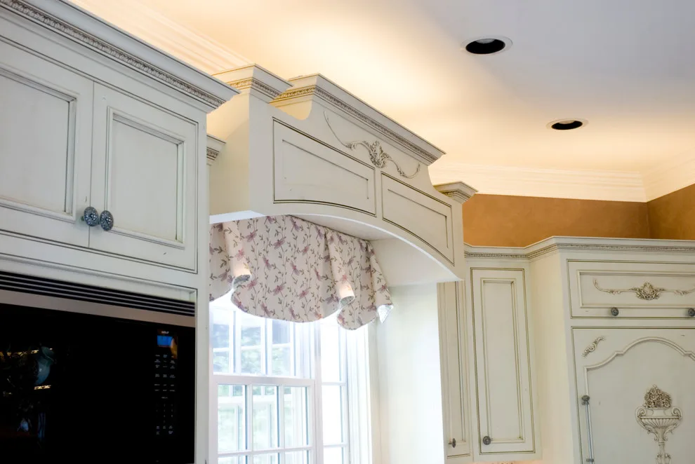 Classic Kitchen by Hartert-Russell - Photo 11