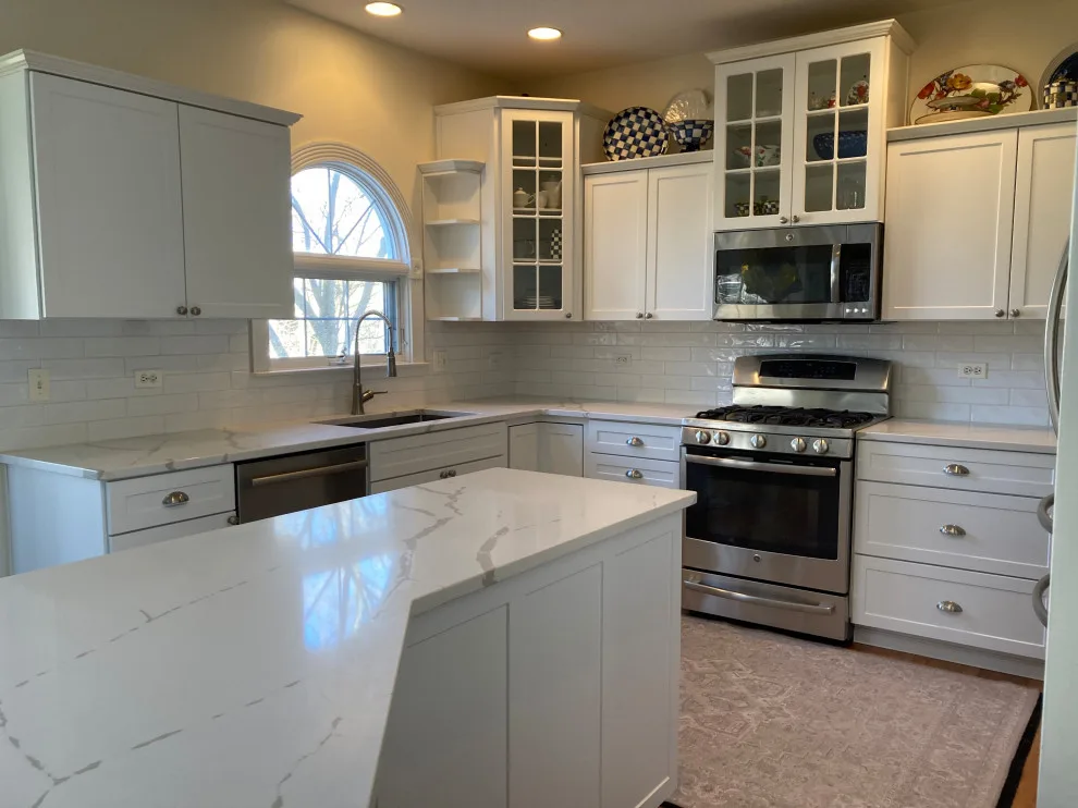 Glacier White Transitional Hybrid Kitchen Renovation by Kitchen Solvers Of Grayslake - Photo 18