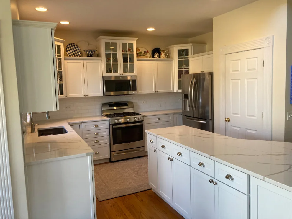 Glacier White Transitional Hybrid Kitchen Renovation by Kitchen Solvers Of Grayslake - Photo 5