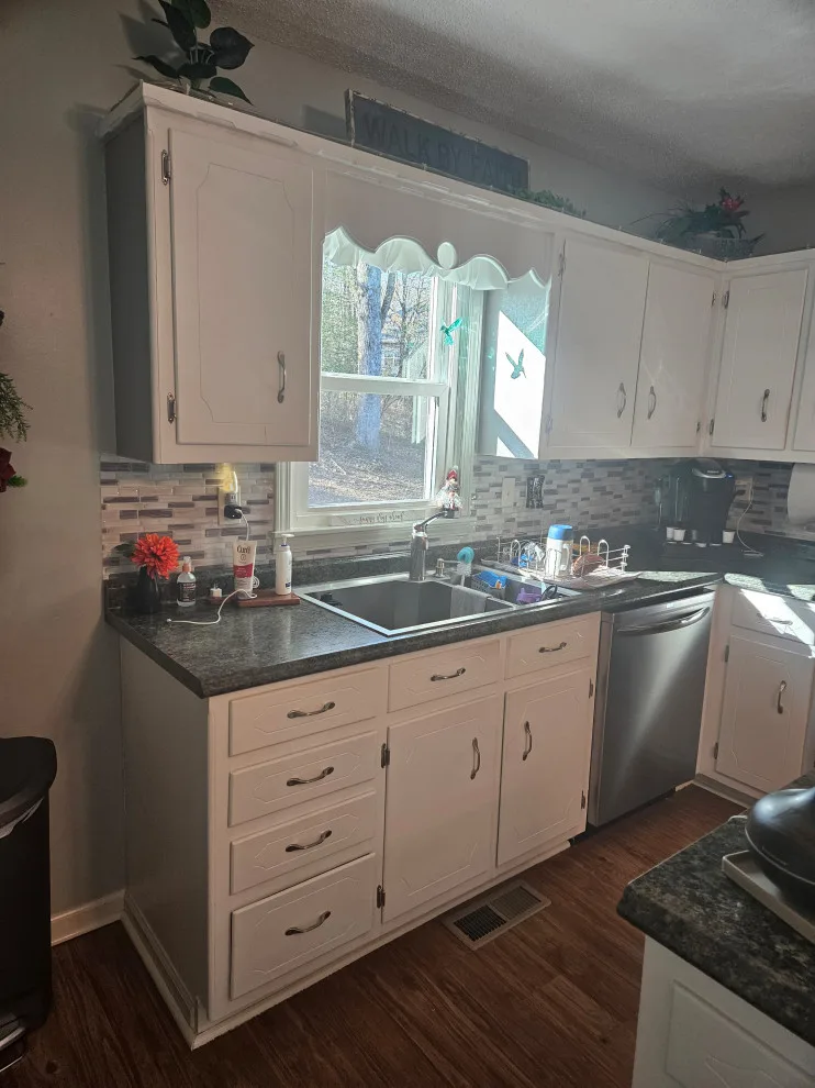 Hybrid Kitchen Renovation for Transitioning Spaces by Kitchen Solvers Of Spring Hill - Photo 8