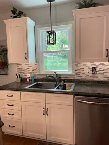Hybrid Kitchen Renovation for Transitioning Spaces by Kitchen Solvers Of Spring Hill - Photo 2