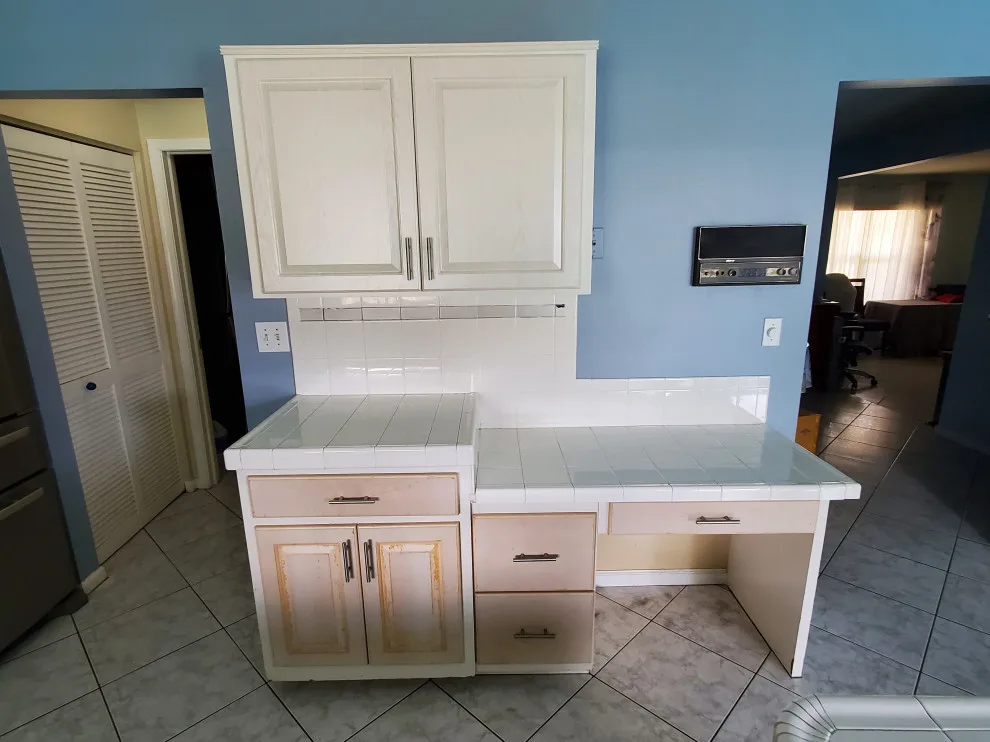Matte White Transitional Kitchen Renovation by Kitchen Solvers Of Fort Lauderdale - Photo 15