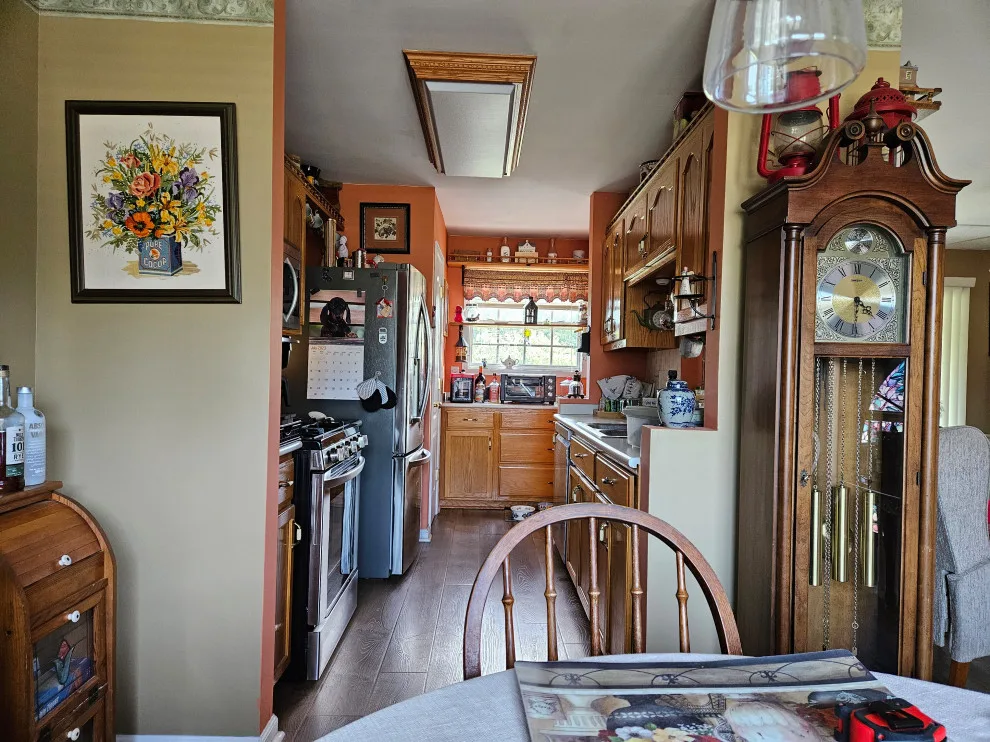 Dual-Tone Kitchen Renovation Completed by Kitchen Solvers Of Spring Hill - Photo 9