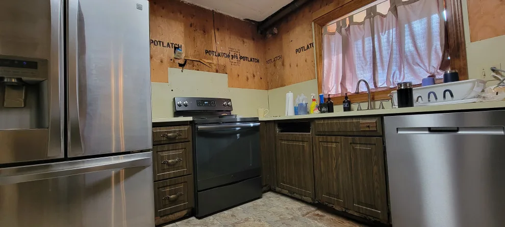 Bicolor Kitchen Renovation Completed by Kitchen Solvers Of Allentown - Photo 8