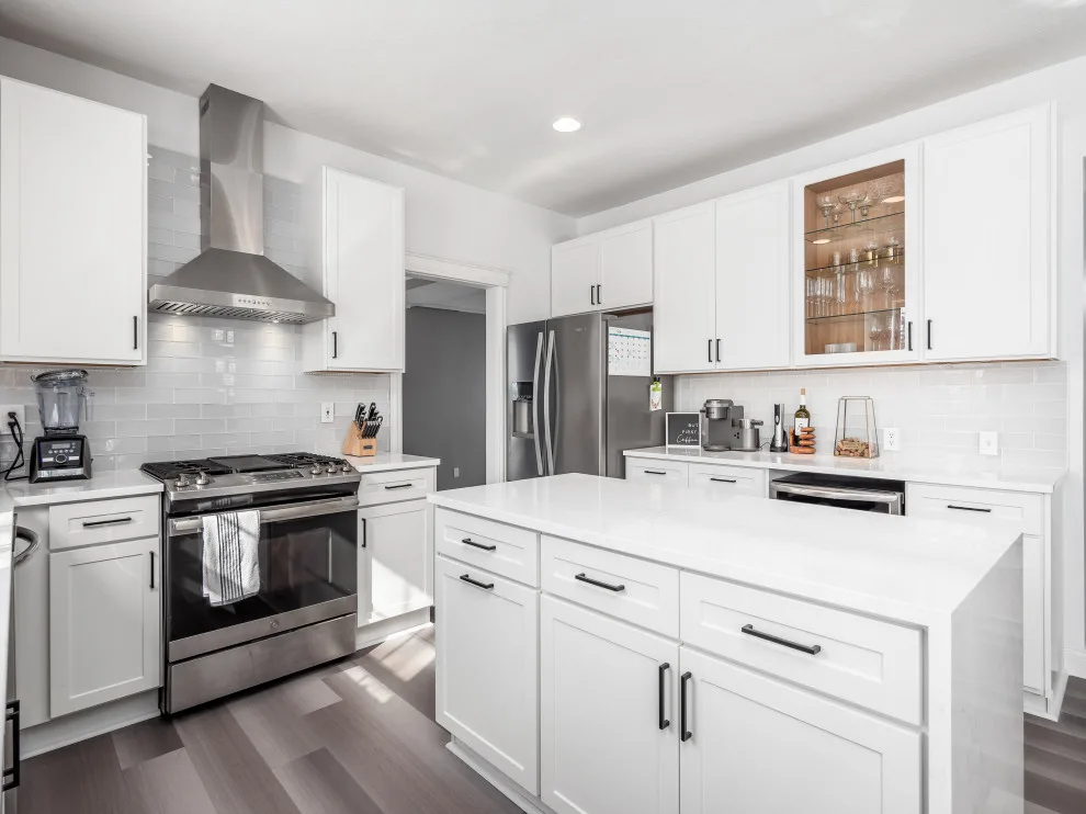 White Satin Shaker Transitional Kitchen Renovation by Kitchen Solvers Of Allentown - Photo 11
