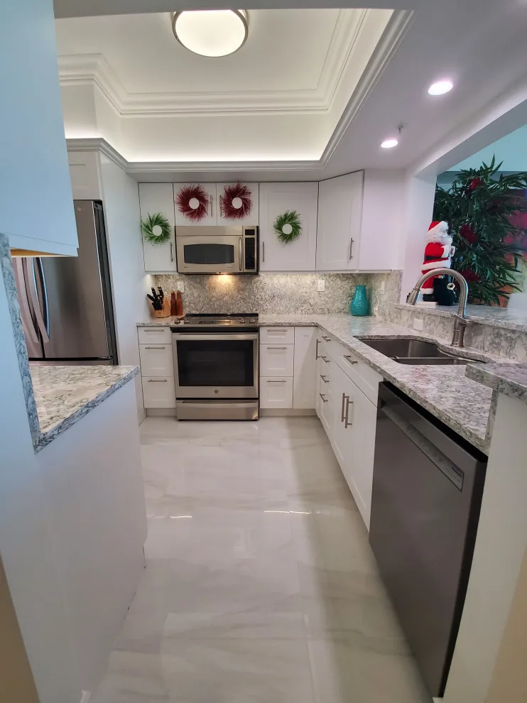 Satin White Transitional Kitchen Renovation by Kitchen Solvers Of Fort Lauderdale - Photo 5