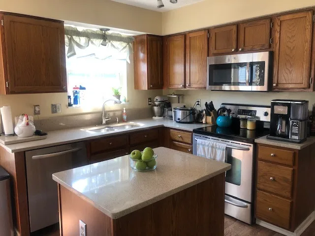 Snow and Shale Transitional Kitchen Renovation by Kitchen Solvers Of Allentown - Photo 11