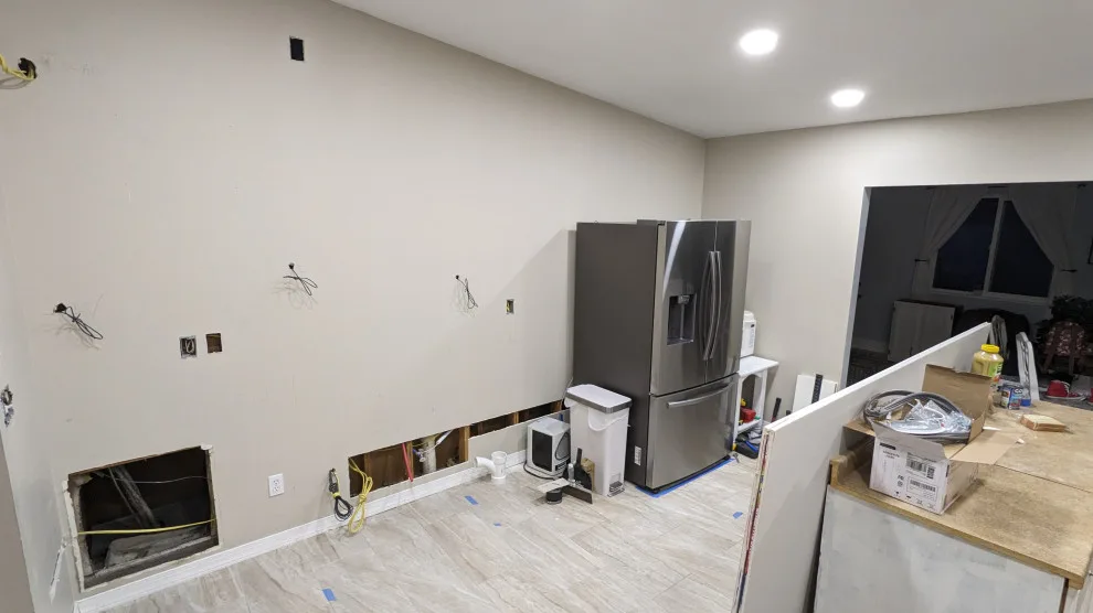 Updated Kitchen Renovation Featuring a New Quartz Countertop by Kitchen Solvers Of Orlando - Photo 4