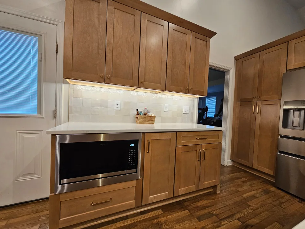 Sandstone Cabinet Transitional Kitchen Renovation by Kitchen Solvers Of Spring Hill - Photo 11