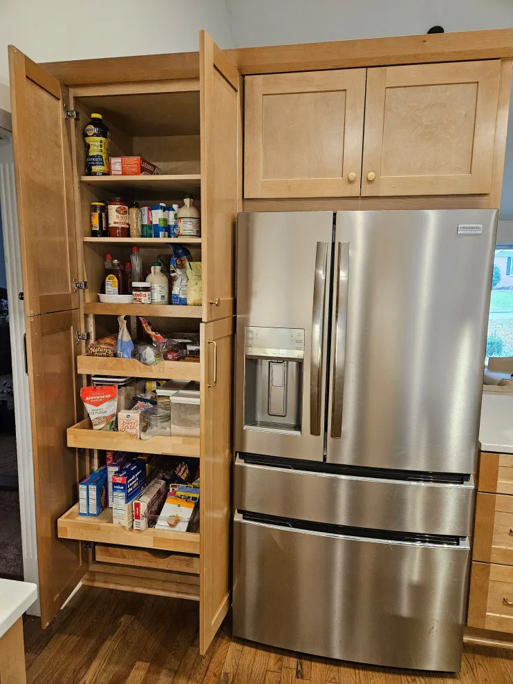 Sandstone Cabinet Transitional Kitchen Renovation by Kitchen Solvers Of Spring Hill - Photo 18