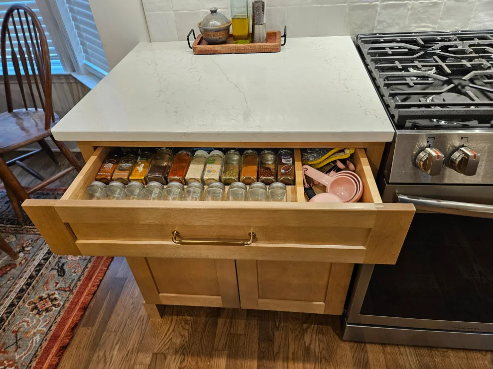 Sandstone Cabinet Transitional Kitchen Renovation by Kitchen Solvers Of Spring Hill - Photo 14
