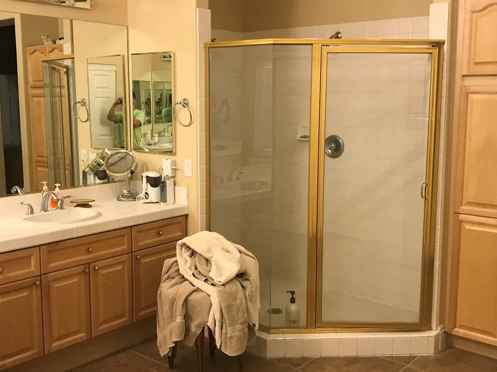 dual bathroom renovations by Amos Tile LV - Photo 6