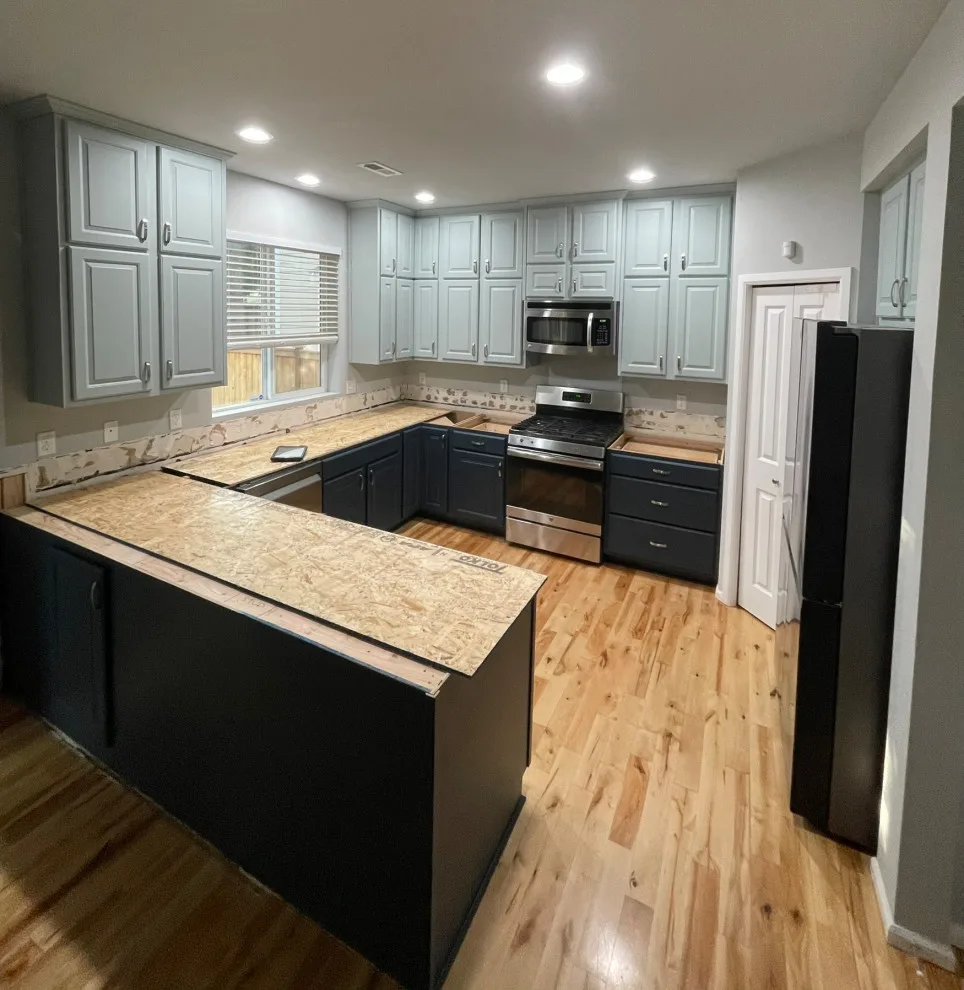 Emerald City Custom Cabinets - Photo 5