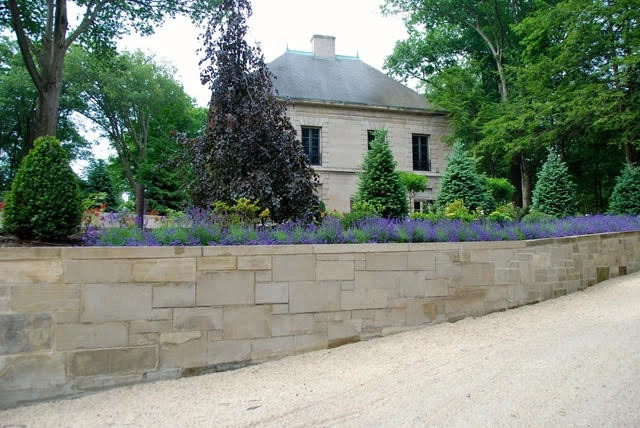 French Estate by Rosmarin Landscape Design - Photo 6