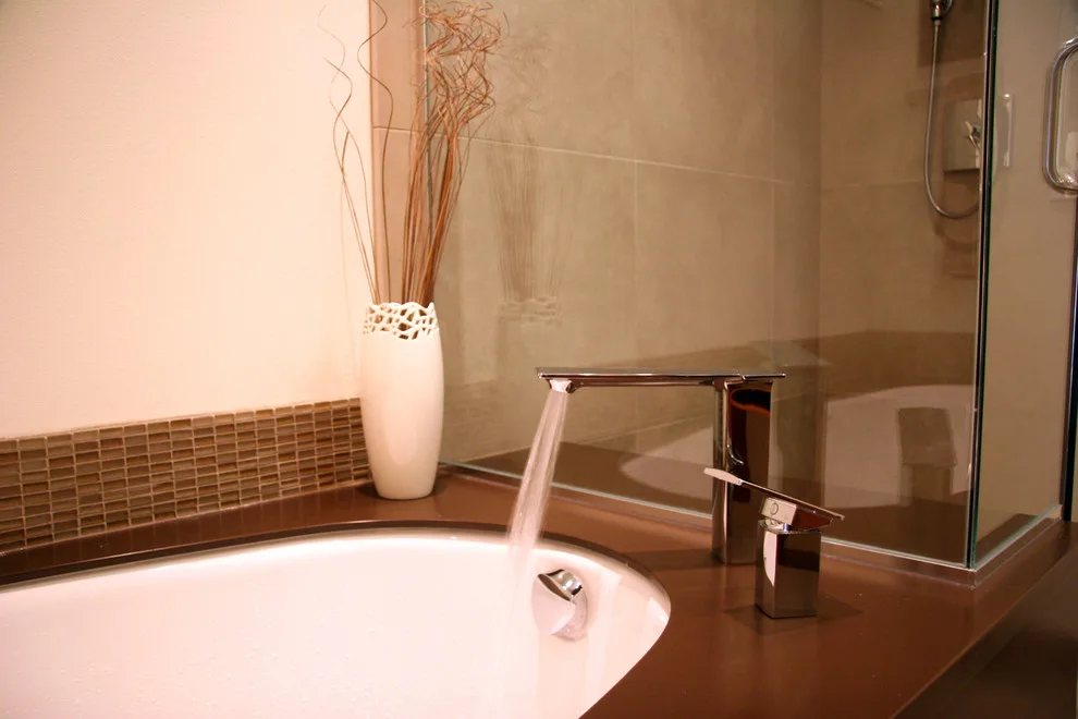 Westchester Lagoon Condo Renovation by Grayling Construction - Photo 25