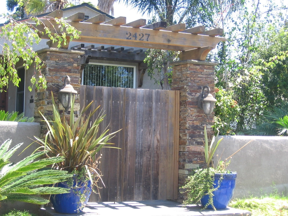 Front Entry Photos from Garden Tour by Austin Design - Landscape & Garden - Photo 7