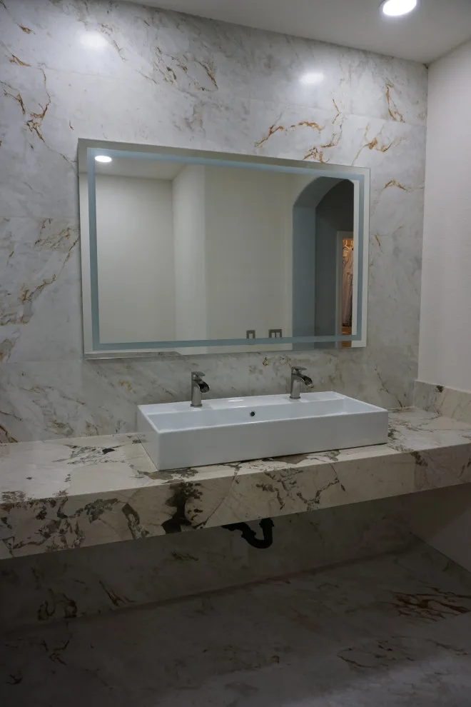 Rustic White Master Bath by Amos Tile LV - Photo 4