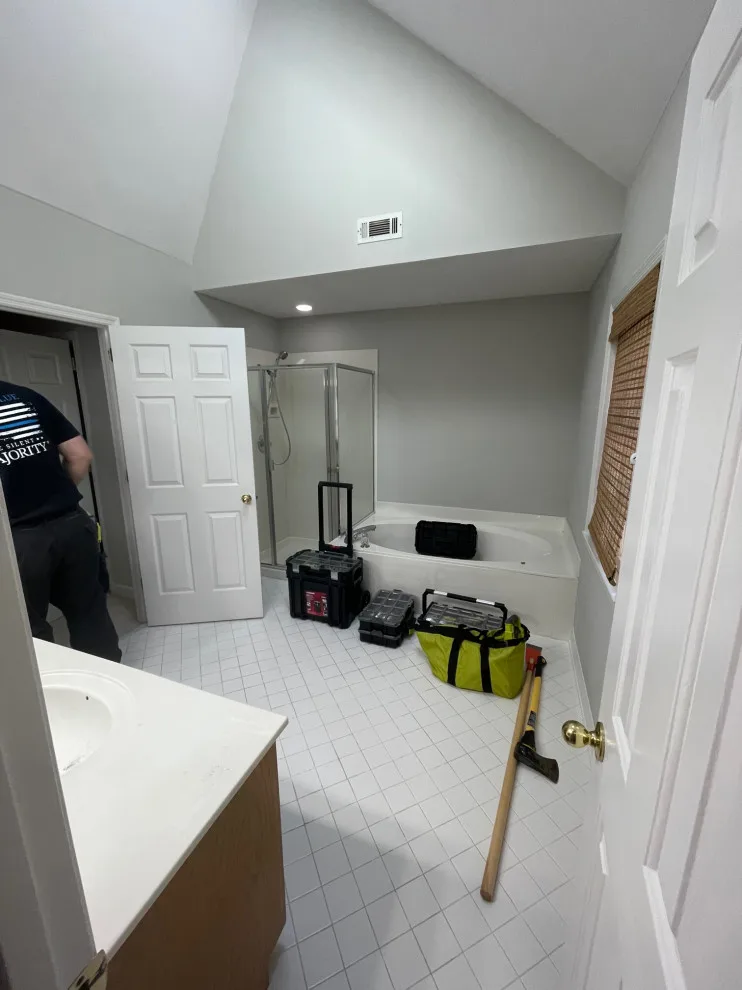 Callaway Homes Wilkens Master Bathroom by Callaway Homes Remodeling - Photo 10