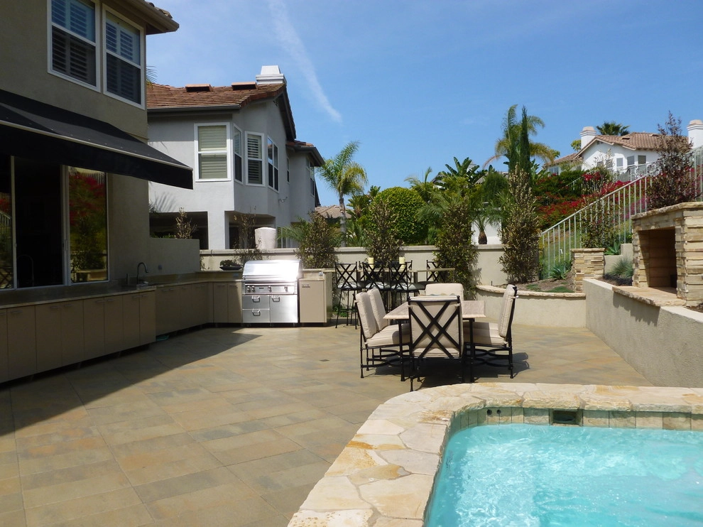 Contemporary Backyard by Rue Group, Inc. / Kathryn Rue, Landscape Architect - Photo 9
