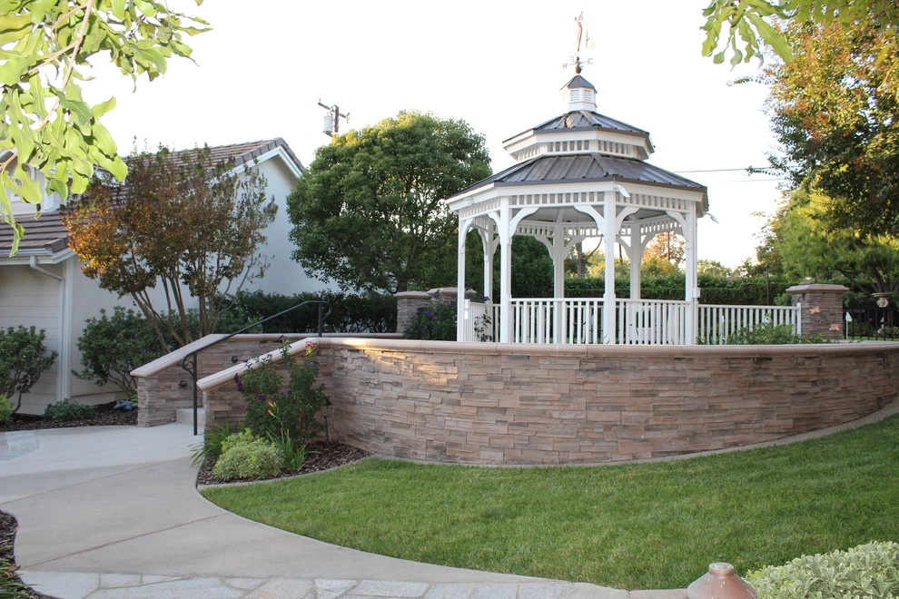 Transformed Lawn Area by Rue Group, Inc. / Kathryn Rue, Landscape Architect - Photo 13