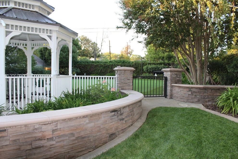 Transformed Lawn Area by Rue Group, Inc. / Kathryn Rue, Landscape Architect - Photo 14