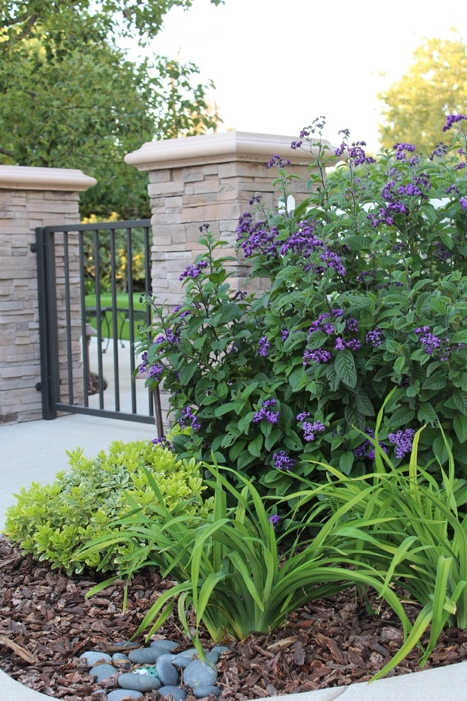 Transformed Lawn Area by Rue Group, Inc. / Kathryn Rue, Landscape Architect - Photo 18