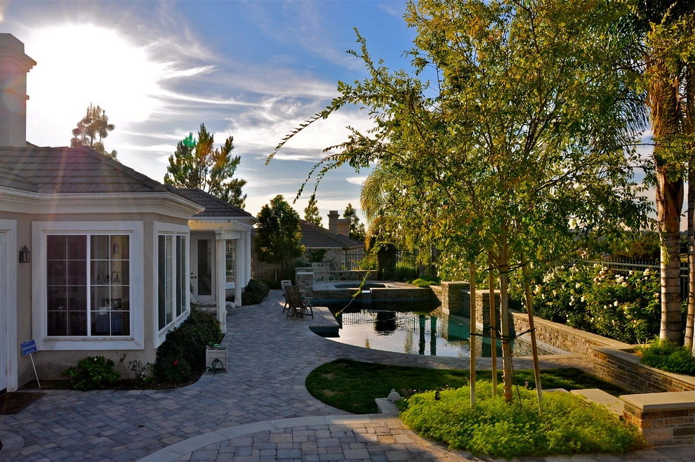Fullerton Hills Renovation by Rue Group, Inc. / Kathryn Rue, Landscape Architect - Photo 2