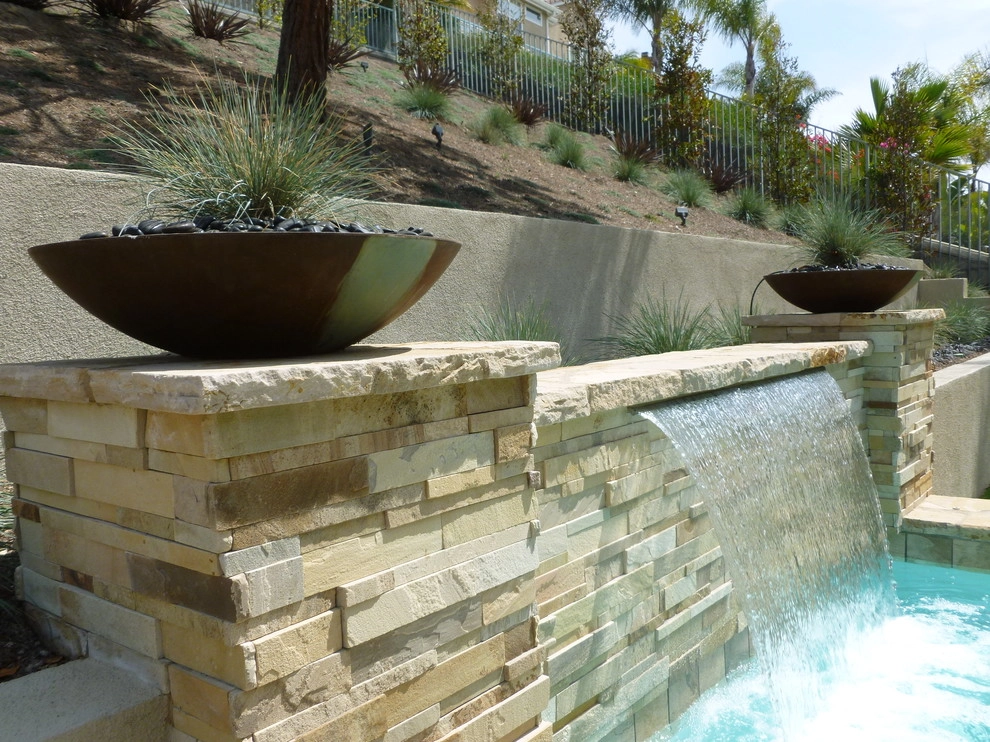 Contemporary Backyard by Rue Group, Inc. / Kathryn Rue, Landscape Architect - Photo 15