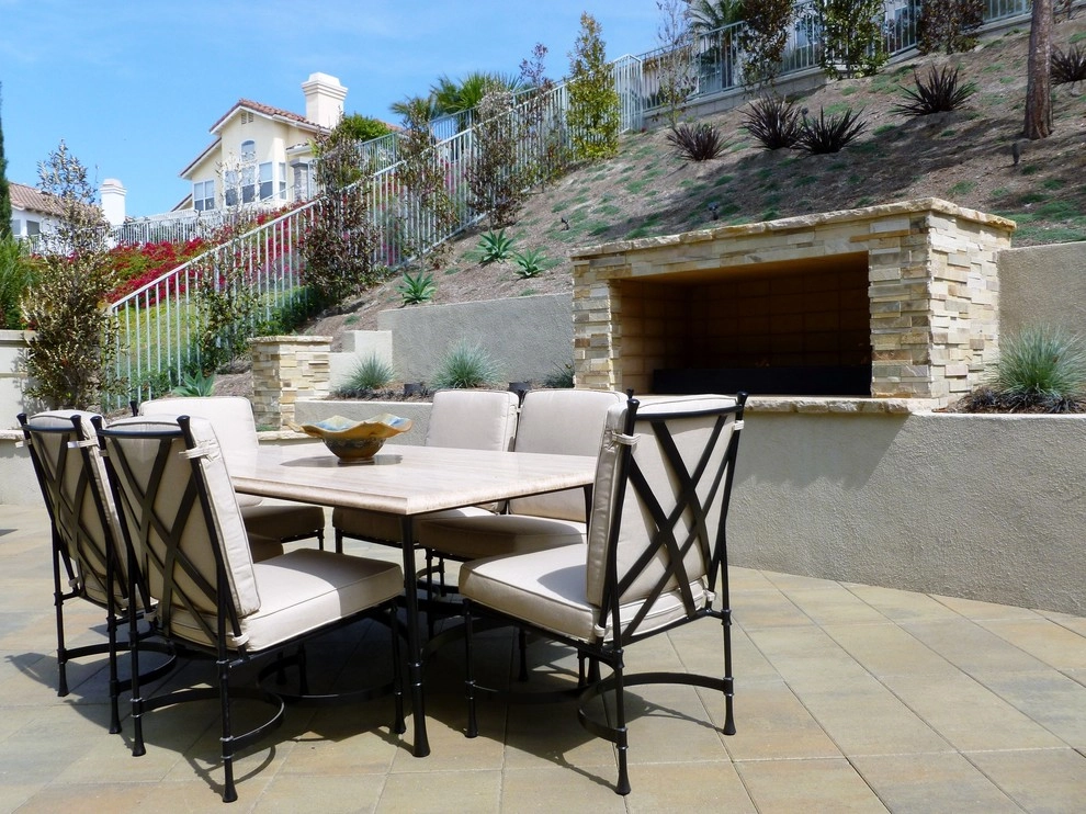 Contemporary Backyard by Rue Group, Inc. / Kathryn Rue, Landscape Architect - Photo 6