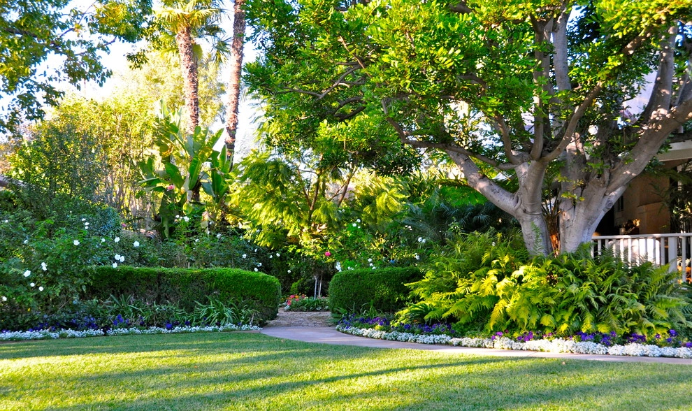 Lush Garden Retreat by Rue Group, Inc. / Kathryn Rue, Landscape Architect - Photo 7