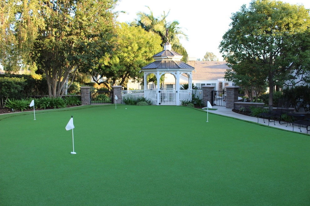 Transformed Lawn Area by Rue Group, Inc. / Kathryn Rue, Landscape Architect - Photo 7