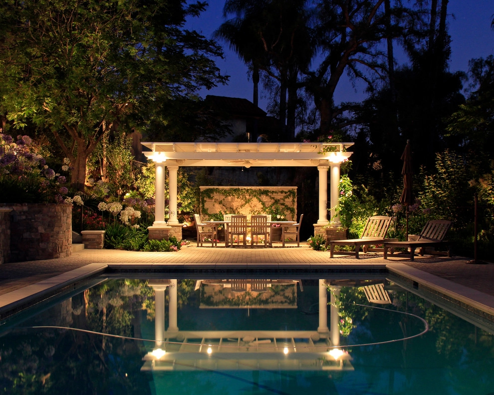 Landscape Lighting by Rue Group, Inc. / Kathryn Rue, Landscape Architect - Photo 4
