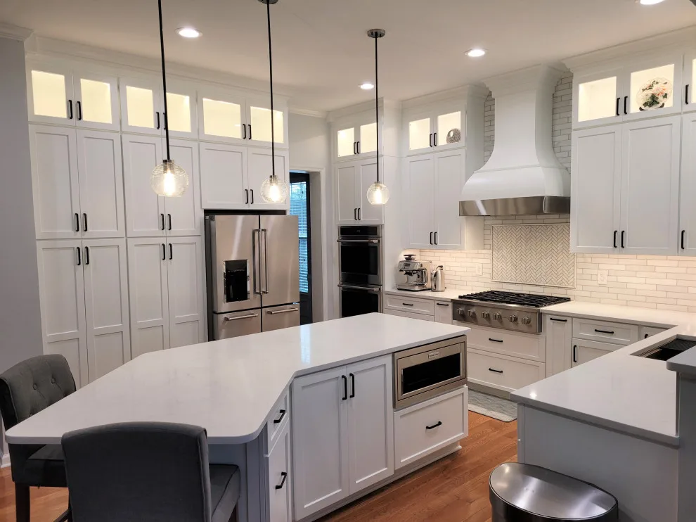 10-Foot Ceilings in the Kitchen by Azalea Kitchens - Photo 2