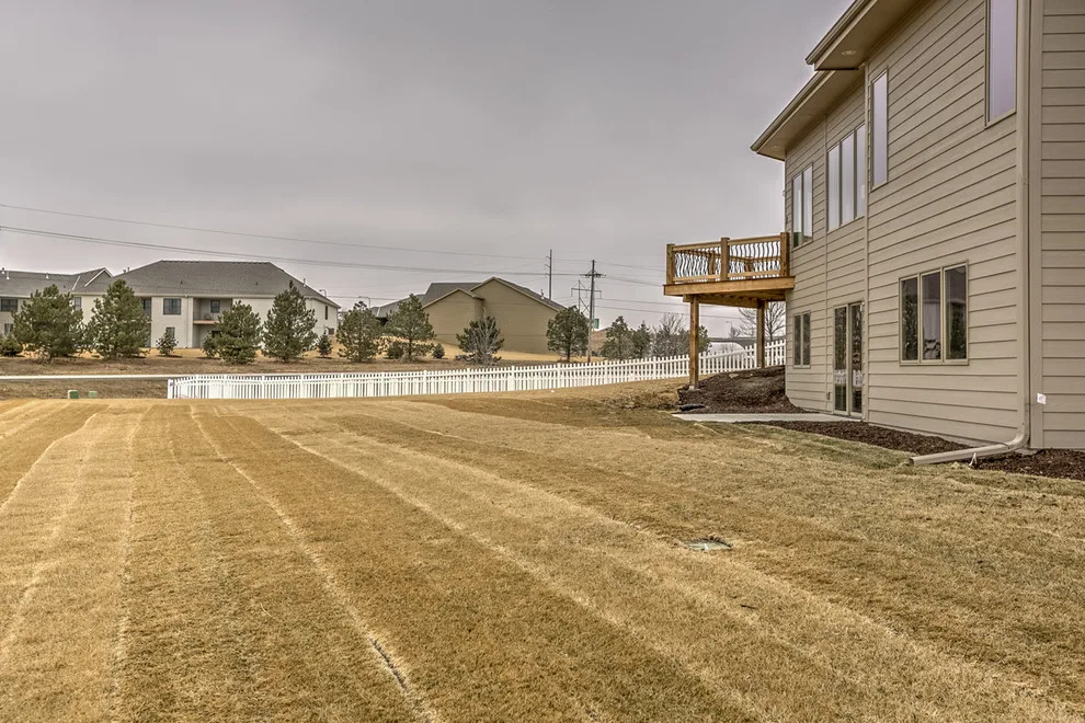 Laurel Circle 15451 by Dreamscape Homes - Photo 19