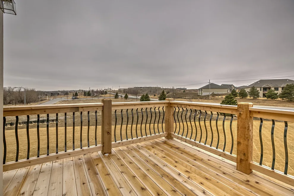 Laurel Circle 15451 by Dreamscape Homes - Photo 22