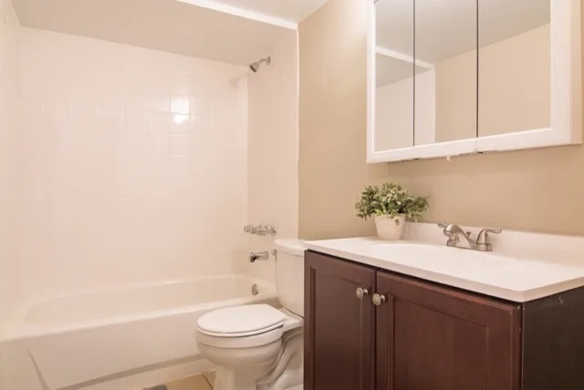 Two-Bedroom Apartment Renovation by Centerbeam Construction - Photo 12