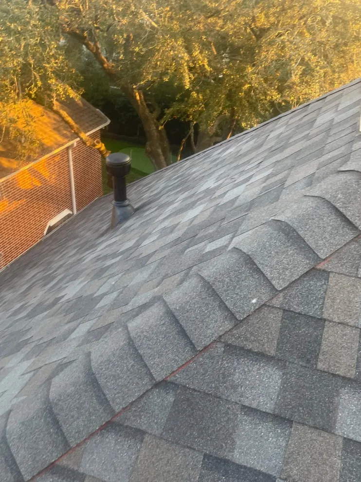 Owen's Corning Gray from Williamsburg by Universal Roofing And Restoration - Photo 4