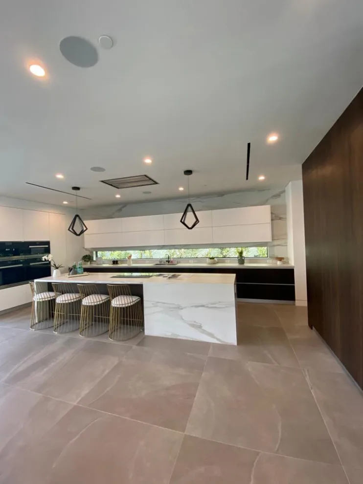 Bespoke Kitchen Renovation - Seal Beach by Platinum Home Builders & Design, Inc - Photo 6