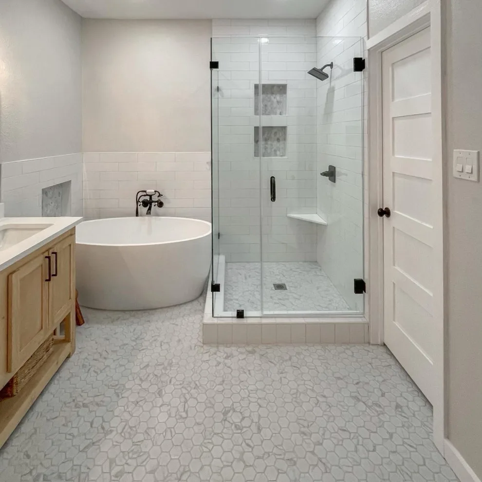 Contemporary Bathrooms by Fit Build Construction - Photo 11